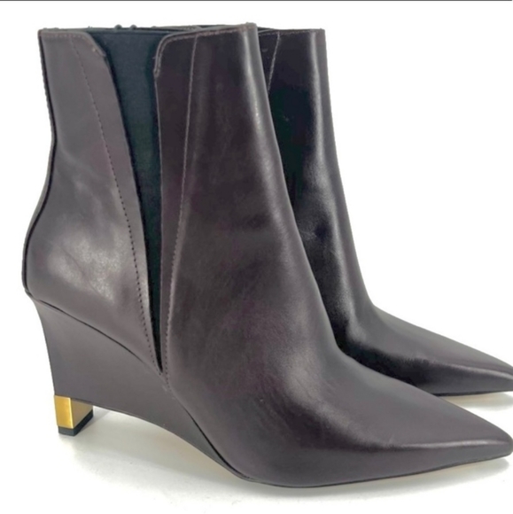 Zara Shoes - NWOT Brown Pointed Toe Wedge Heel Leather Ankle Boots w/ Gold Details, 8.5/9 39
